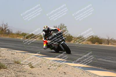 media/Mar-28-2022-Superbike Trackdays (Mon) [[b8603d0f67]]/Open Track Time/Turn 3 Inside/